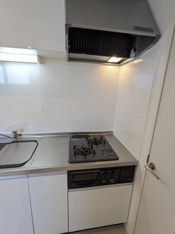 ハーモニーテラス円明町のキッチン|302号室