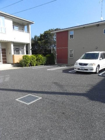 サンライトヒルズＥの駐車場