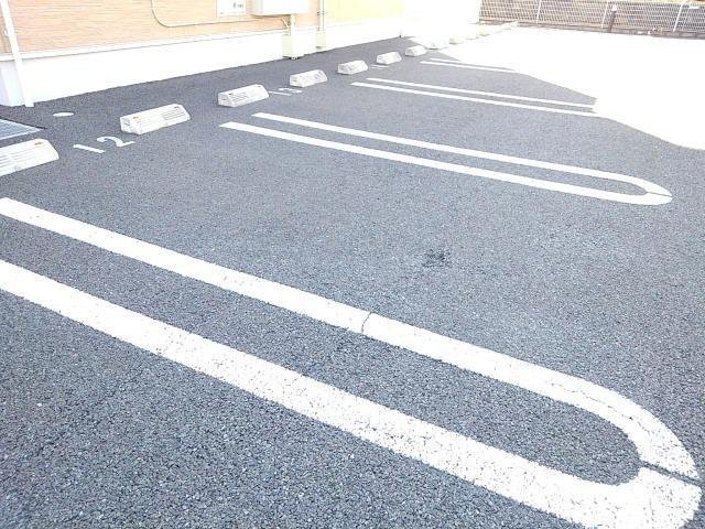 フランメゾン　Ｂの駐車場