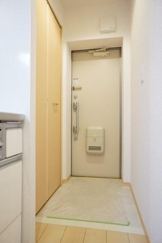 エテルノ　グレイスの玄関