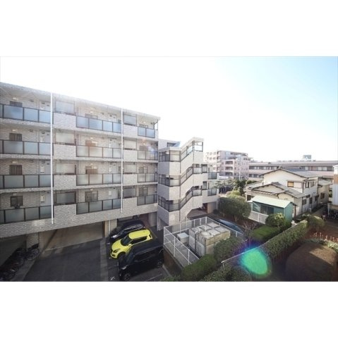 第2鞠子ロイヤルハイツの内装