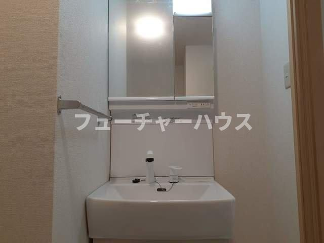 サンクレストの洗面所|脱衣スペースもあります