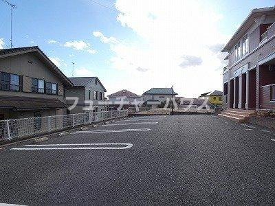 サクシードヒルの駐車場|駐車場です
