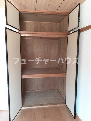 ニュープレイスの収納