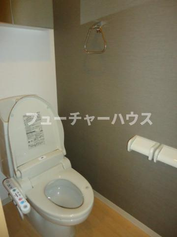 ラ・フォンテ　ビー（Ｌａ・Ｆｏｎｔｅ　Ｂ）のトイレ|シャワー付トイレ
