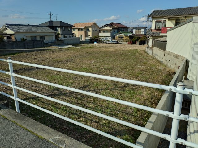 郡売地の外観