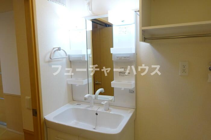 グランマーレ　Eの洗面所