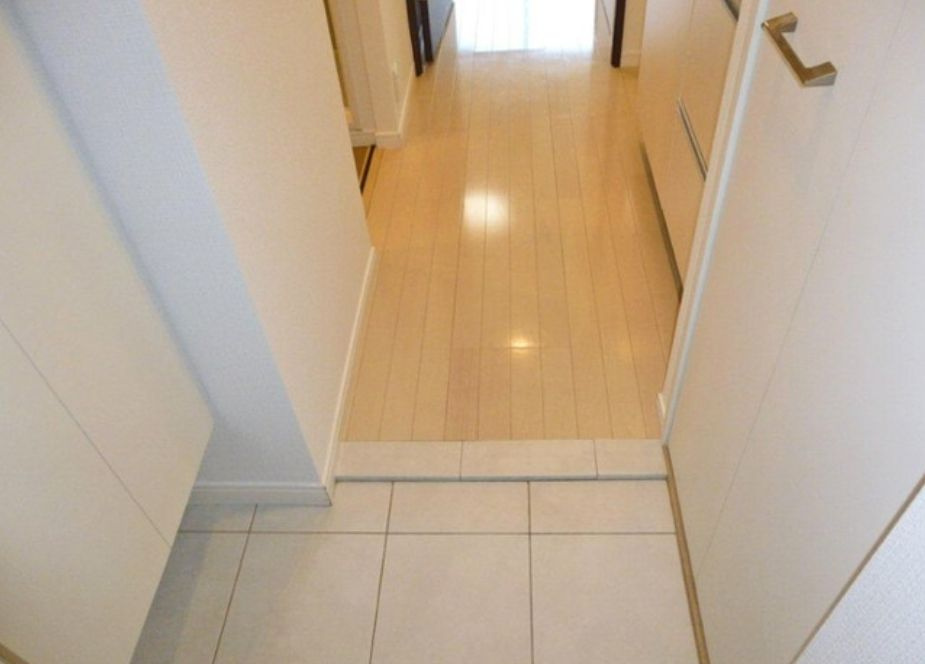 コンフォリア本所吾妻橋の玄関