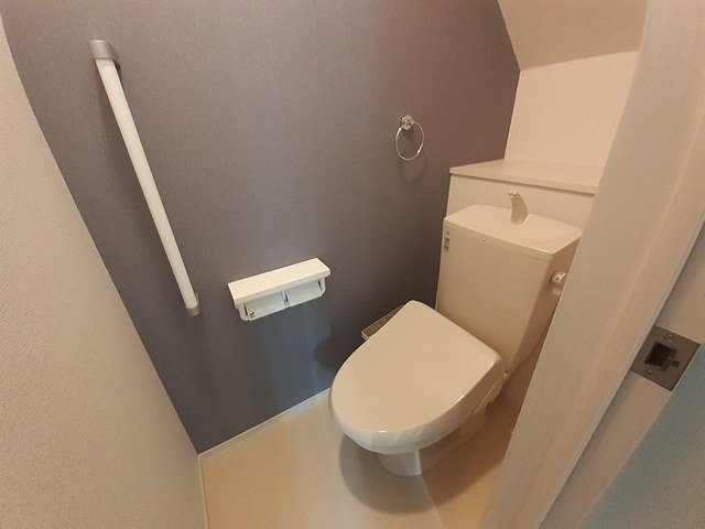 メゾングレーヌ網干新在家Ａのトイレ