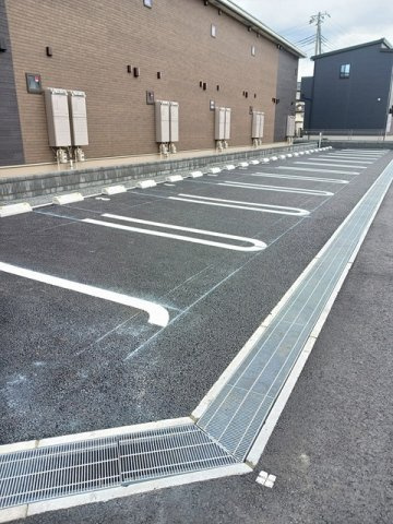 【駐車場】 | レガシィ　フォレスト