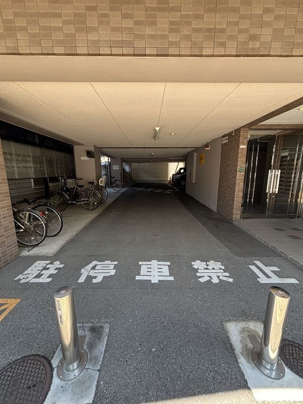 グランシャリオ箱崎の駐車場