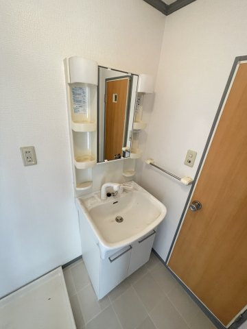 昭島市中神町２丁目のアパート