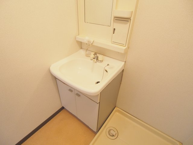 マルベリーヒルズの独立洗面台