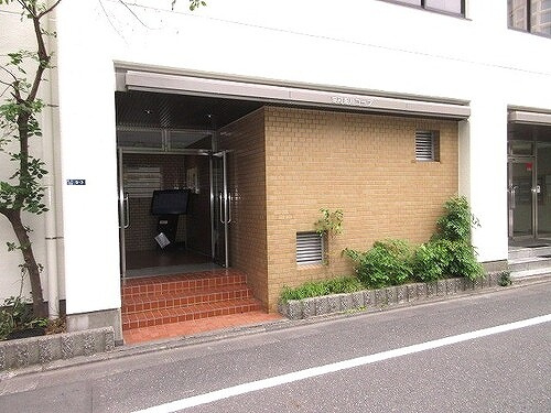 藤和新川コープのエントランス|エントランス外観