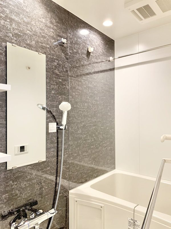 新品家具付きマンション浅草橋7(KaGood東京)の浴室|お風呂で日々の疲れを落としましょう