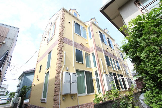 ユナイト新川崎ソクラテスの杜の外観