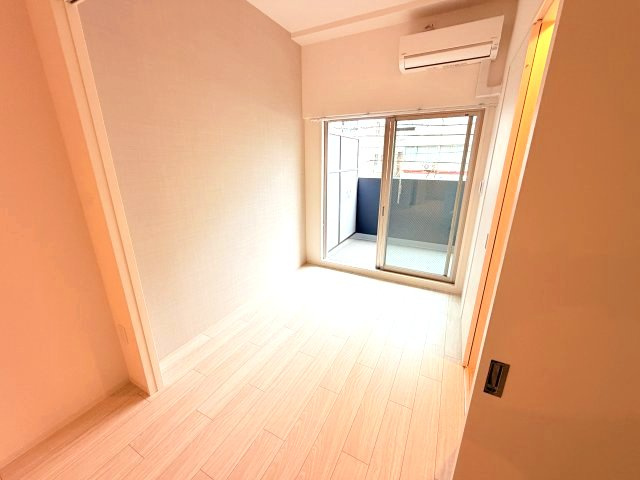 セレニテ西元町アリエの寝室