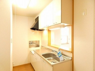 サクシードヒルのキッチン|きれいなキッチンです