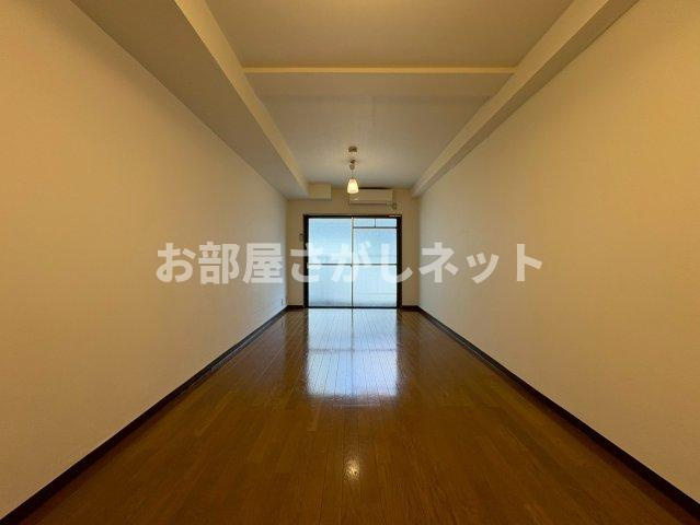 コーポ山吹【おとり物件なし】#学生・社会人にオススメ！初期費用分割払いOK！の居間・リビング