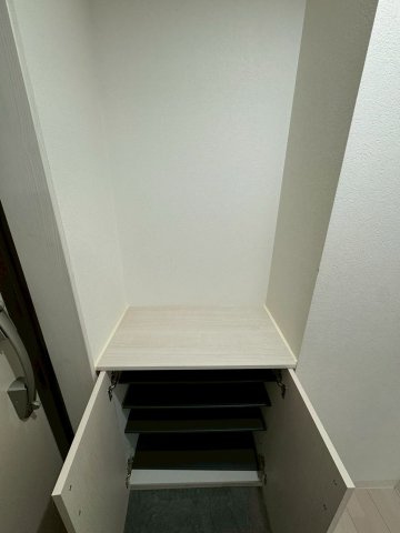THE RESIDENCE SHIGAHONDORI　名古屋市賃貸　仲介手数料無料の玄関