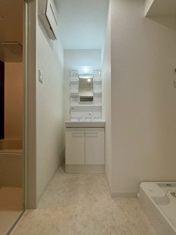 THE RESIDENCE SHIGAHONDORI　名古屋市賃貸　仲介手数料無料の洗面所|洗面