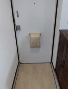 プルミエール白根の玄関
