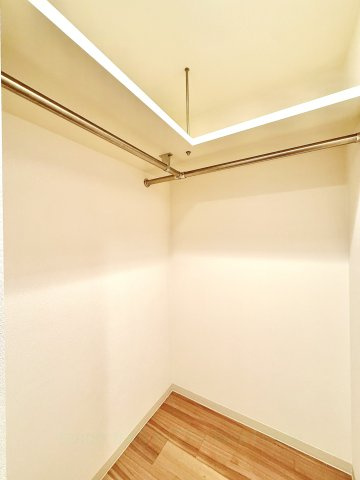 プレサンスジェネ葵の収納