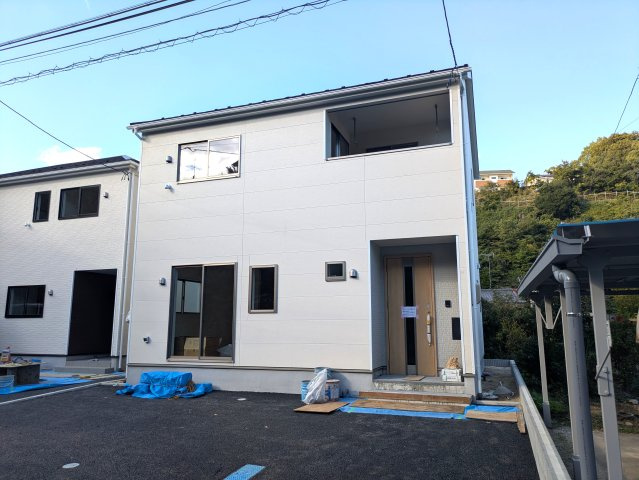 【いわき市内郷高坂町1丁目第10／2号棟】　3台駐車OK☆開放感のある間取りの3LDK物件！