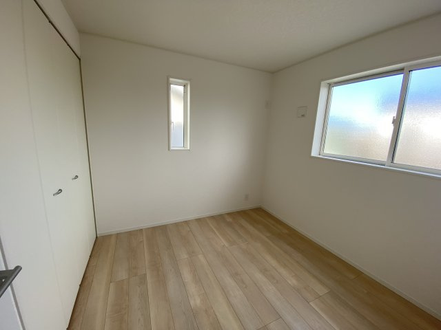 【中岡町第7】　全4棟／4号棟　＜期間限定キャンペーン開催♪＞の洋室|同施工　寝室にも、子供部屋にも、趣味のお部屋にもお使いいただけます♪