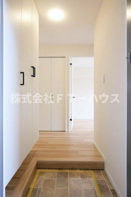 ライオンズマンション行徳の玄関