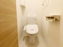 アンジュール代田のトイレ|ゆったりとした空間のトイレです