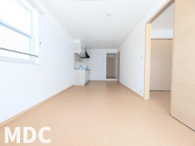 スプリット参番館