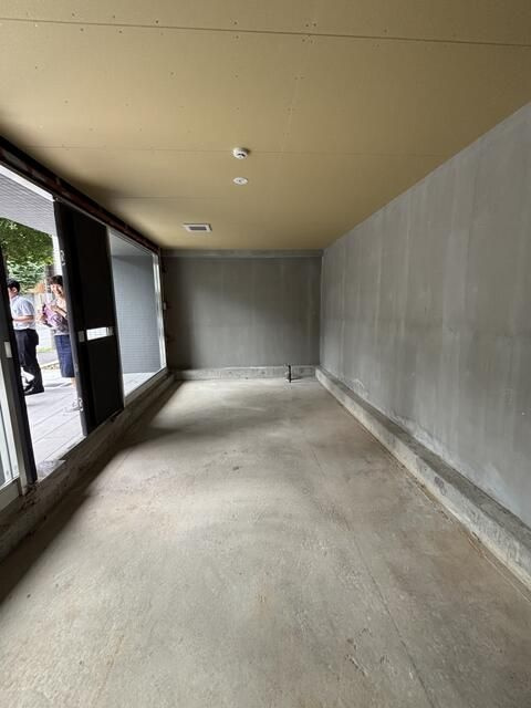 府中市美好町１丁目の店舗事務所の内装