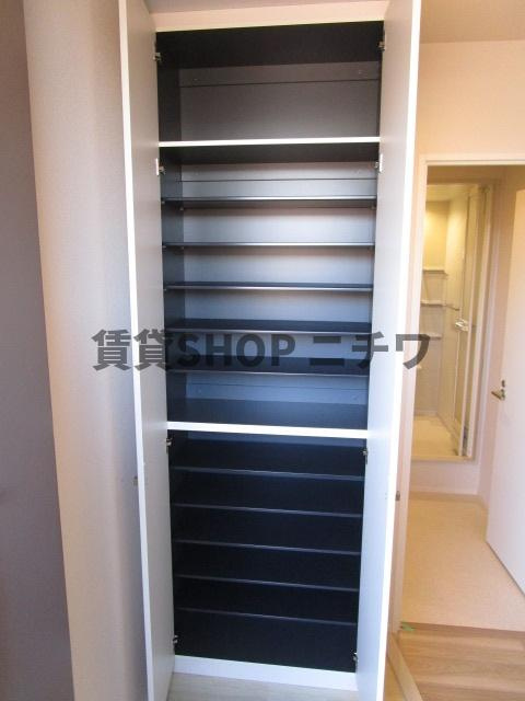 クエストコートの玄関|※同仕様のお部屋です。