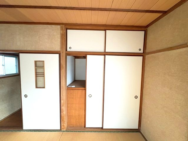 若松町2丁目戸建の収納