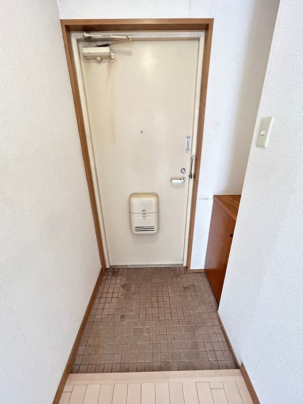 第2七耀マンションの玄関