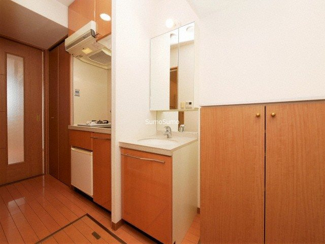 エステムコート大阪・中之島南の洗面所