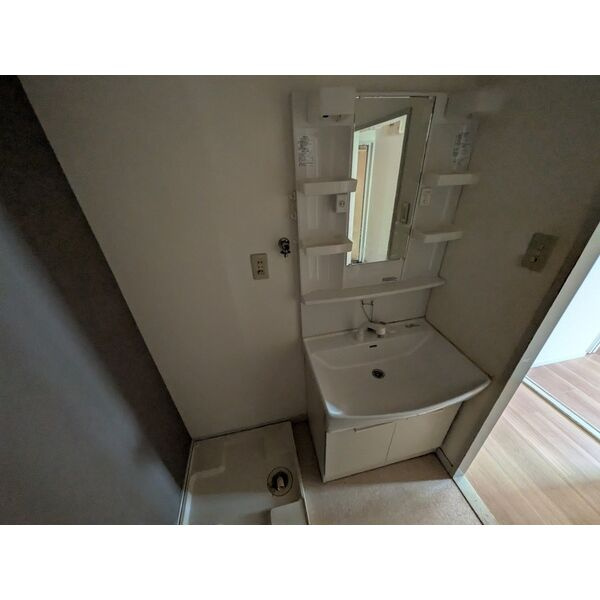 第2七耀マンションの洗面所
