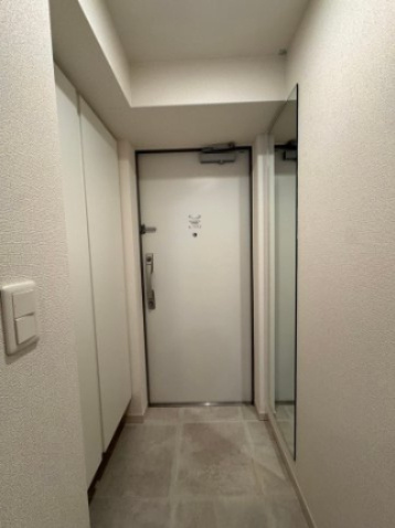 コンフォリア北堀江一丁目の玄関