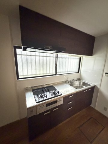 コムーネ本山のキッチン