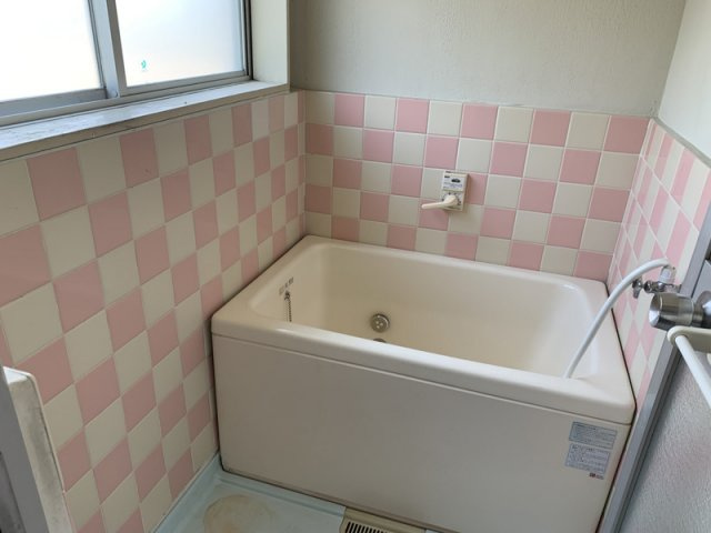 灘ハイツの浴室