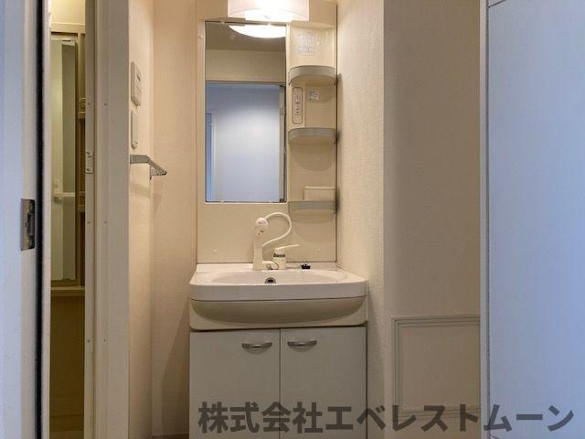 アマーレ東海通の洗面所|広い洗面スペース
