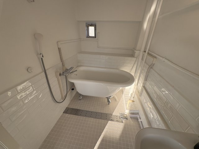松が丘住宅16号棟の浴室