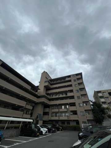 メゾン名谷の外観