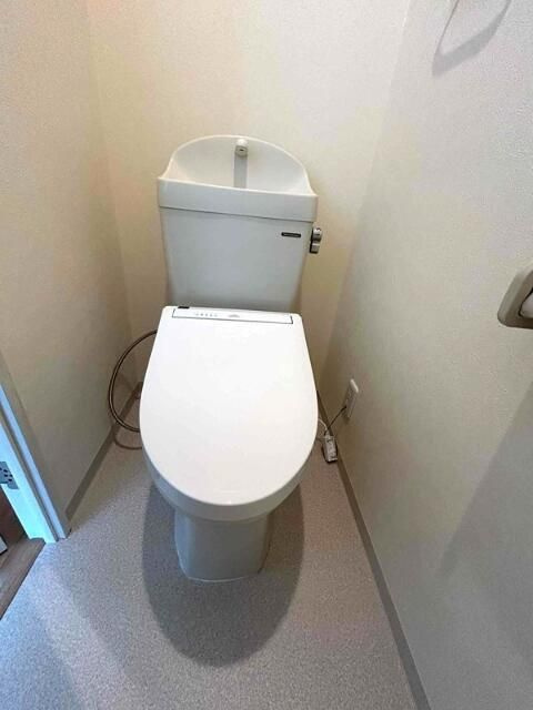 台東区千束３丁目の賃貸マンションのトイレ
