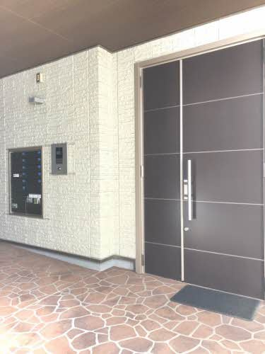 【玄関】ベレオ西川 