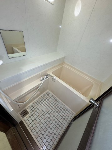 川崎市麻生区高石４丁目の賃貸マンションの浴室