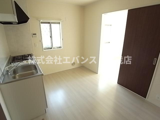 【居間・リビング】 | ナリトモ蘇我Ｂ | 使いやすいリビングです