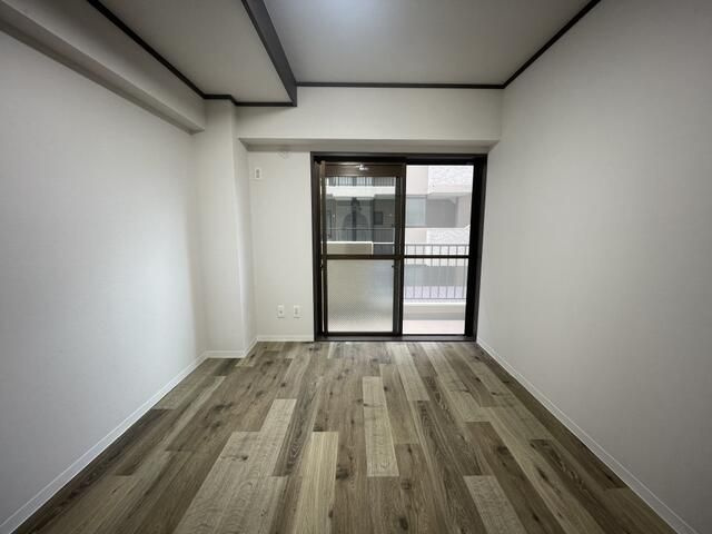 立川市上砂町５丁目の中古マンションの洋室
