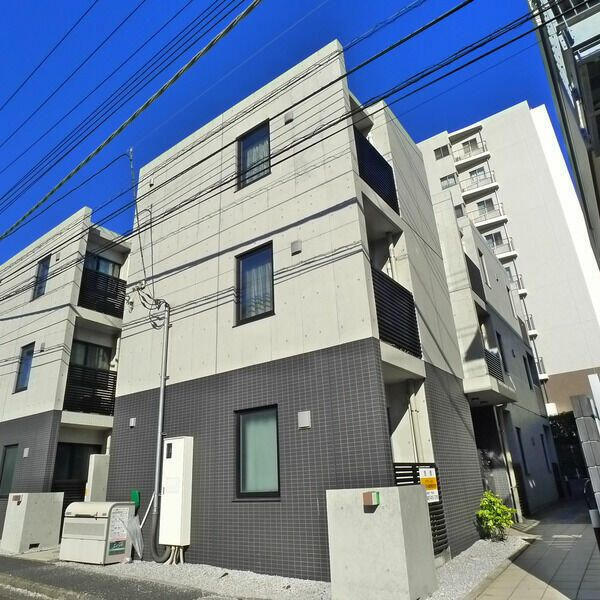 船橋市本町６丁目の賃貸マンションの外観